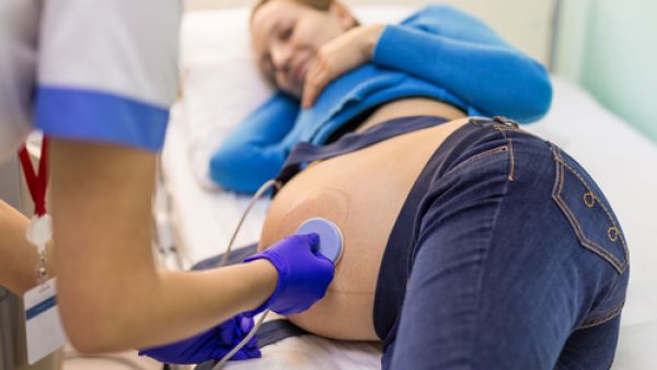 دقات قلب الجنين من أهم العلامات الّتي تدل على أنّ صحة الجنين

