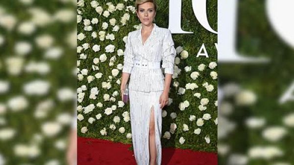 إطلالات النجمات على السجادة الحمراء في حفل جوائز Tony Awards 2017‎