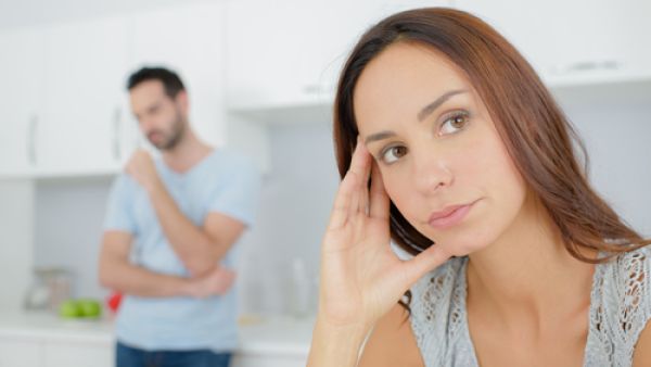 لا يتذكر التواريخ التي جمعتكما
