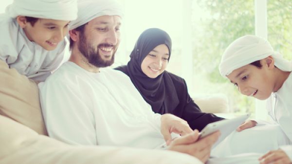 الأم والأب هم الأكثر دراية وقدرة في الحكم على مقدرة الصغير
