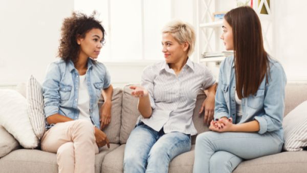 برج الحوت يمتلك قدرة عالية في احتواء الآخرين