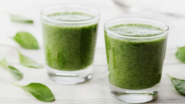 اللون الأخضر يشي دوماً بقربه من كل ما هو طبيعي وبعيد عن الجانب الاصطناعي
