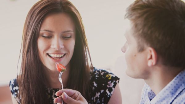 الفراولة قد تقلل من الالتهاب وتعمل على حماية الكلوسترول السيئ من الأكسدة

