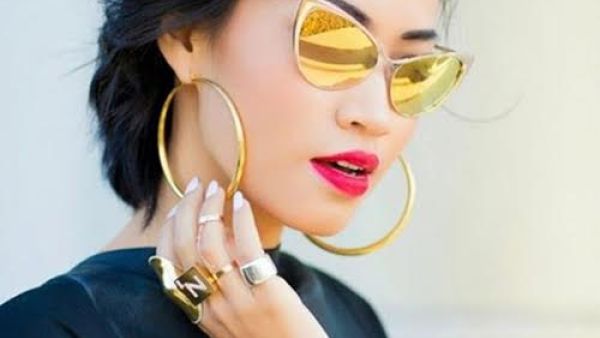 يأتي الصيف محملاً بالحر الشديد حيث يؤثر بشدة على أبصارنا 