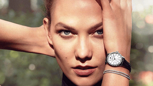 ساعات نسائية فاخرة مرصعة بأحجار الكريستال البراقة،

