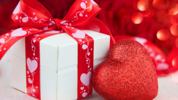 صور هدايا عيد الحب 2018