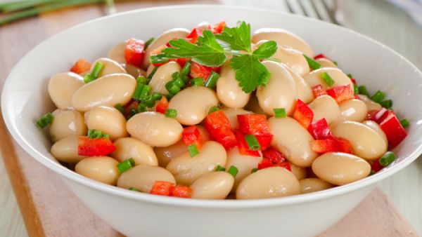 سلطة الفاصوليا البيضاء


