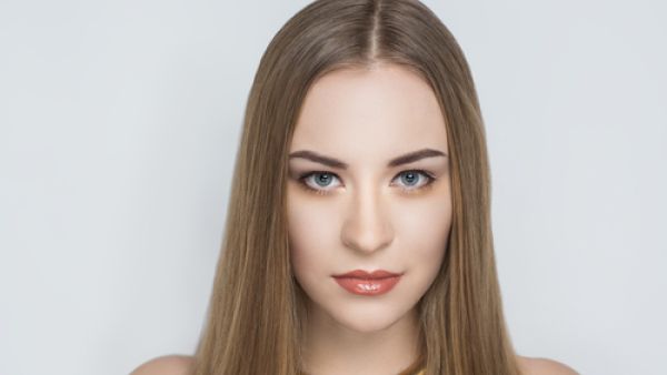 الخدود المنفوخة والجميلة حلم يداعب خيال النساء

