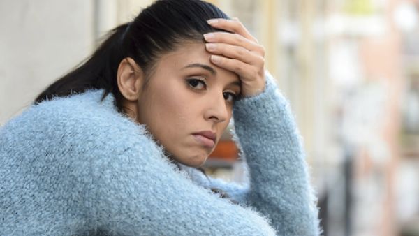 القيام بممارسة الرياضة وتمارين التنفس والحرص على تناول غذاء صحي متوازن
