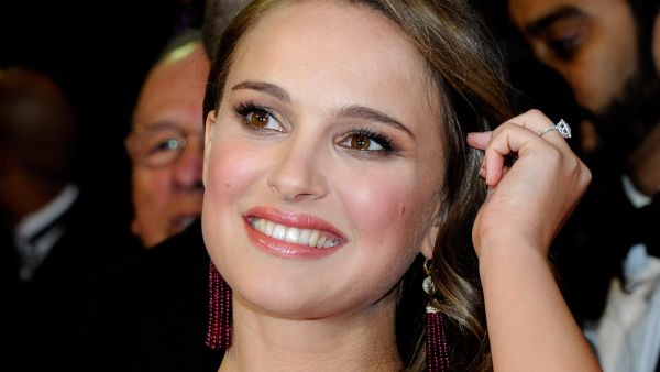 Pregnant with 2nd child, Israeli-born actress promotes biopic where she portrays former First Lady Jackie Kennedy. (File photo)