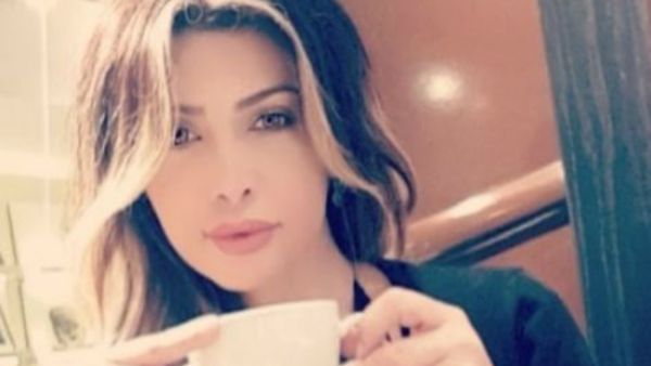 After a long wait from her fans, Lebanese Diva Nawal Al Zoghbi released the music video for her new Gulf song "La Telaab Maaya" (Don't Play With Me) (Source: @nawalelzoghbi - Instagram)