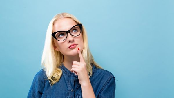 الأفكار السلبية تؤدي إلى إفقاد صاحبها القدرة على مواصلة أمور حياته