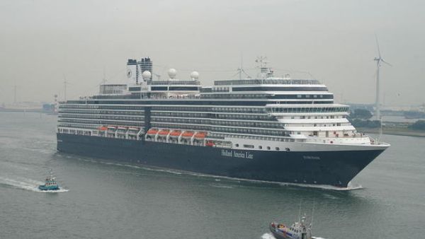 السفينة نيو امستردام/عن النت