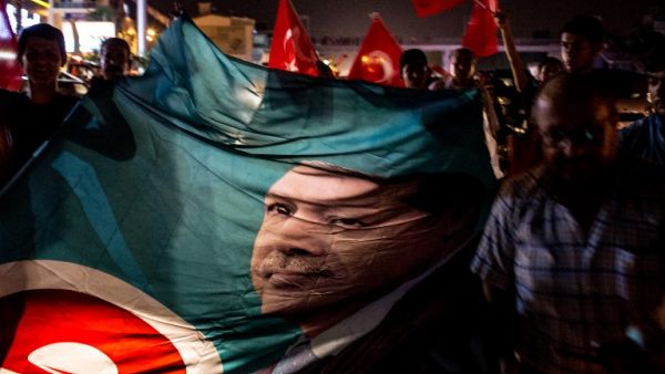 People take to the street in support of President Recep Tayyip Erdogan July 16, 2016. 