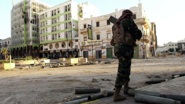 A Libyan soldier, loyal to Libya's internationally recognised government of Abdullah al-Thani. (APF/Abdullah Doma)