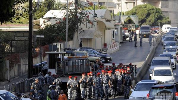 Security forces outside the Saudi embassy in Beirut. (AFP/File)