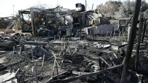 A picture shows the remains of the popular Nataf restaurant Rama's Kitchen on November 26, 2016. (AFP/File)