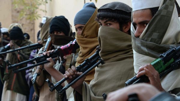 The Taliban and Daesh, prohibited in many countries including the United States and Russia, are in direct competition and conflicting with one another in Afghanistan, according to UN Secretary-General Special Representative Nicholas Haysom. (AFP/Noorullah Shirzada)