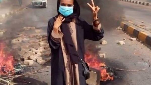 Sudanese women call for social justice revolution (Twitter)