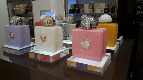 Oman’s top perfume manufacturer Amouage has asked people to beware of fake versions of their products being sold in markets. (Twitter)