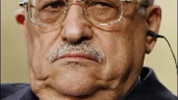 عباس يطالب الرئيس اوباما أن يحدد سياسة بلاده في الشرق الاوسط بدفع عملية السلام
