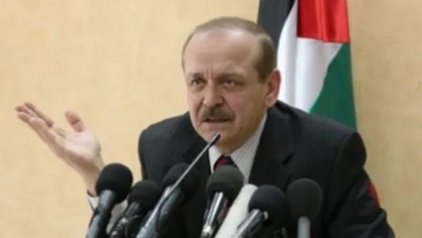 ياسر عبد ربه أمين سر اللجنة التنفيذية لمنظمة التحرير الفلسطينية