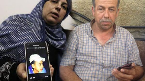 والدا الشهيد محمد ابو خضير