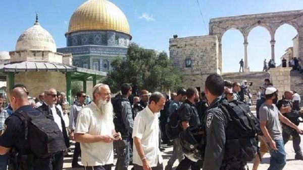 مستوطنون في ساحات المسجد الأقصى/ ارشيفية