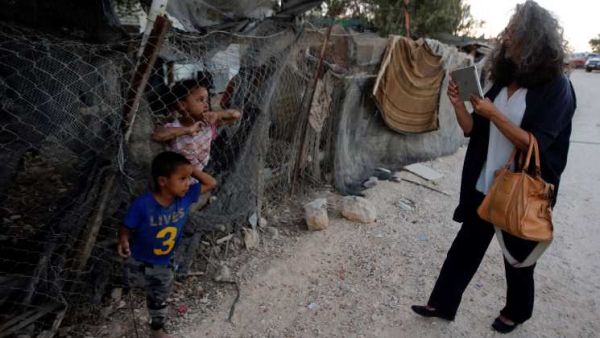 الخان الأحمر أحد التجمعات البدوية البالغ عددها 46 المهددة بالترحيل