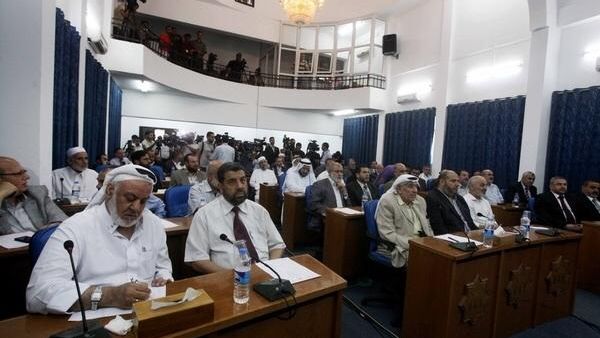 كتلة حماس تعقد جلسة للتشريعي  للمصادقة على اجراءات الجمعيات الاسكانية الخاصة بالموظفين