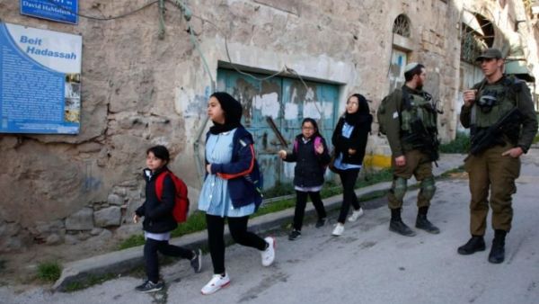 جنود من قوات الاحتلال في مدينة الخليل/ أرشيفية
