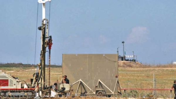 إقامة جدار حول حدود قطاع غزة 