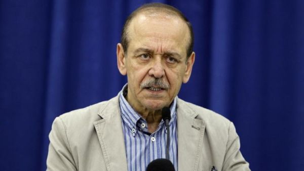 عبد ربه يتهم الرئيس الفلسطيني بأنه أفرغ منصب أمين السر واللجنة التنفيذية من مضمونيهما