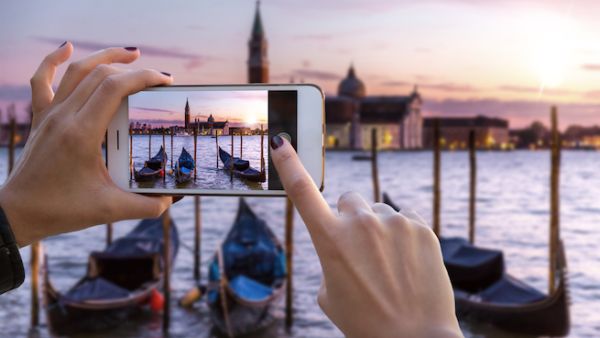 Many smartphones allow you to turn on a rule of thirds grid, which helps to compose the image. (Shutterstock)