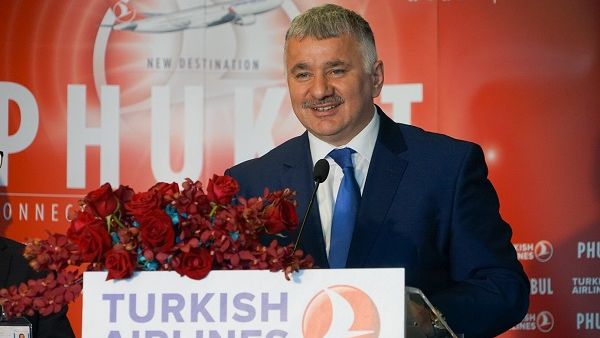 Mr. Bilal Eksi ,Chairman and CEO of Turkish Airlines Mr. Bilal Eksi ,Chairman and CEO of Turkish Airlines