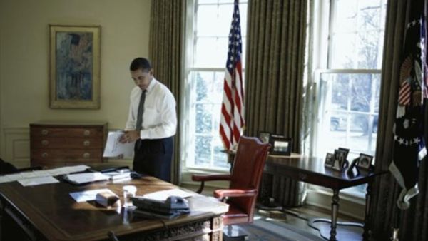 It's lonely at the top... but one blogger asks who's really in control?