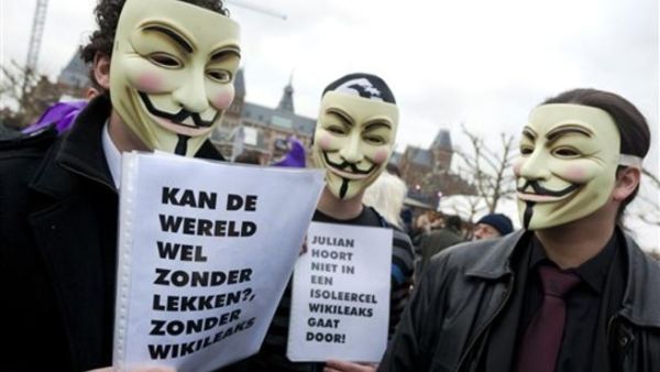 According to KABOBfest, both Benjamin Netanyahu and Colonel Gaddafi of Libya are also Wikileaks supporters.