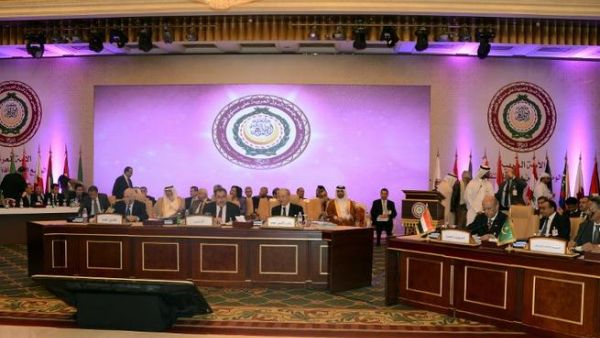 Doha's Arab summit will host Ex Syrian opposition chief Moaz al-Khatib (AFP PHOTO/STR)