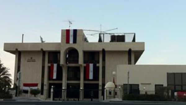 القائم بالأعمال المصري لدى قطر إيهاب عبدالحميد، يعود إلى القاهرة