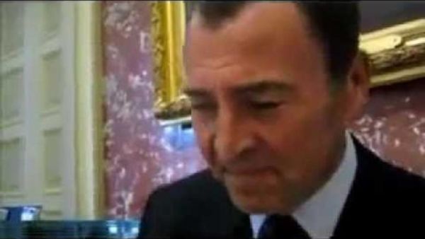 النائب الفرنسي اليميني ليونيل لوكا