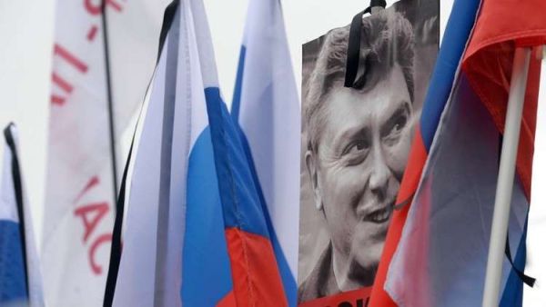  المعارض الروسي بوريس نيمتسوف الذي اغتيل في موسكو شتاء 2015