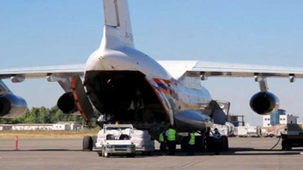 طائرة روسية تحمل على متنها مساعدات للسوريين 