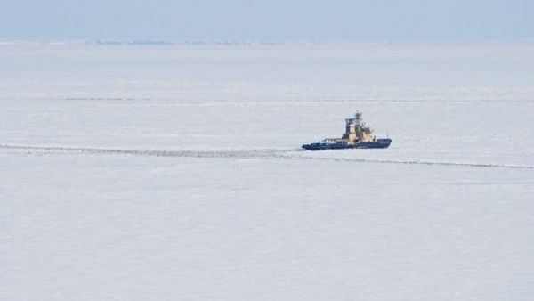  الممر البحري الشمالي هو طريق بحرية روسية رئيسة صالحة للملاحة في منطقة القطب الشمالي
