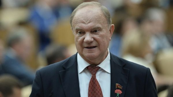 زعيم الحزب الشيوعي الروسي غينادي زيوغانوف