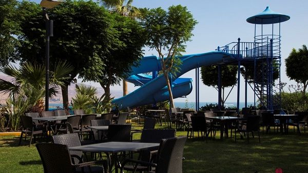 All family members will find a place to enjoy an unmatched experience, as they can feel the thrill when riding the brand new waterslides.