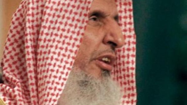 مفتي عام السعودية ورئيس هيئة كبار العلماء الشيخ عبد العزيز آل شيخ