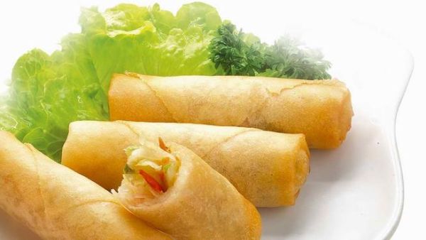 سبرنغ رولز الخضار سبرنغ رولز الخضار