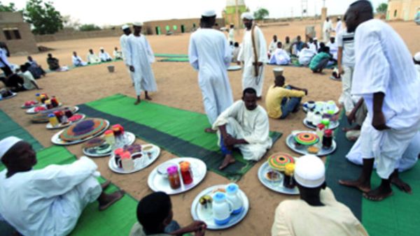 الافطار الجماعي السوداني في رمضان. 