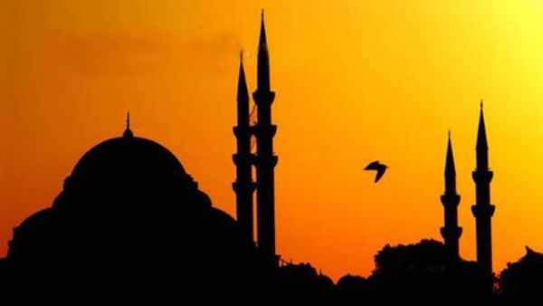 دعاء ما بين الأذان والإقامة