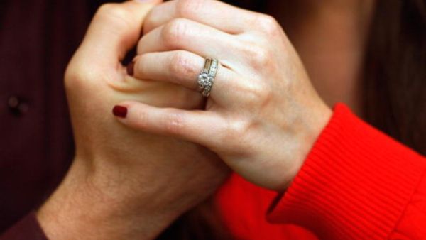 This Egyptian couple cited financial trouble as the main factor that led them down this path.